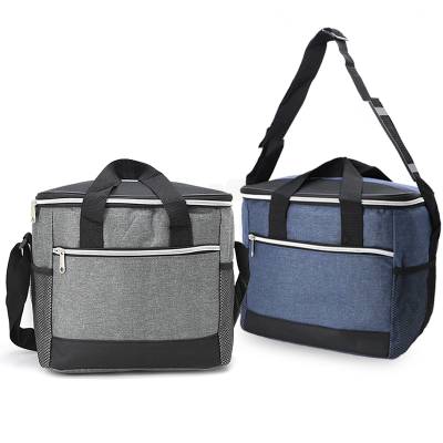 Bolsa Térmica 18L com Bolso Frontal e Alça Transversal Personalizada
