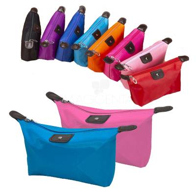 Necessaire Impermeável de Poliéster com Detalhes em Couro Sintético Personalizada